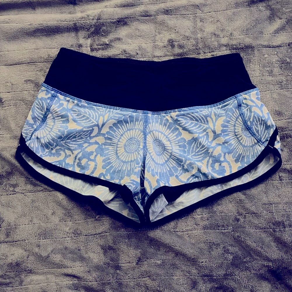 Lululemon Shorts - sz 2